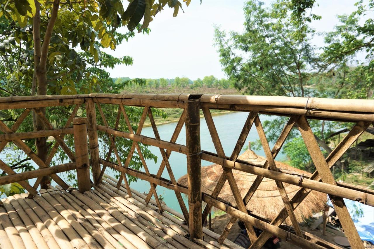 Happy Lemon Tree Lodge سوراها المظهر الخارجي الصورة