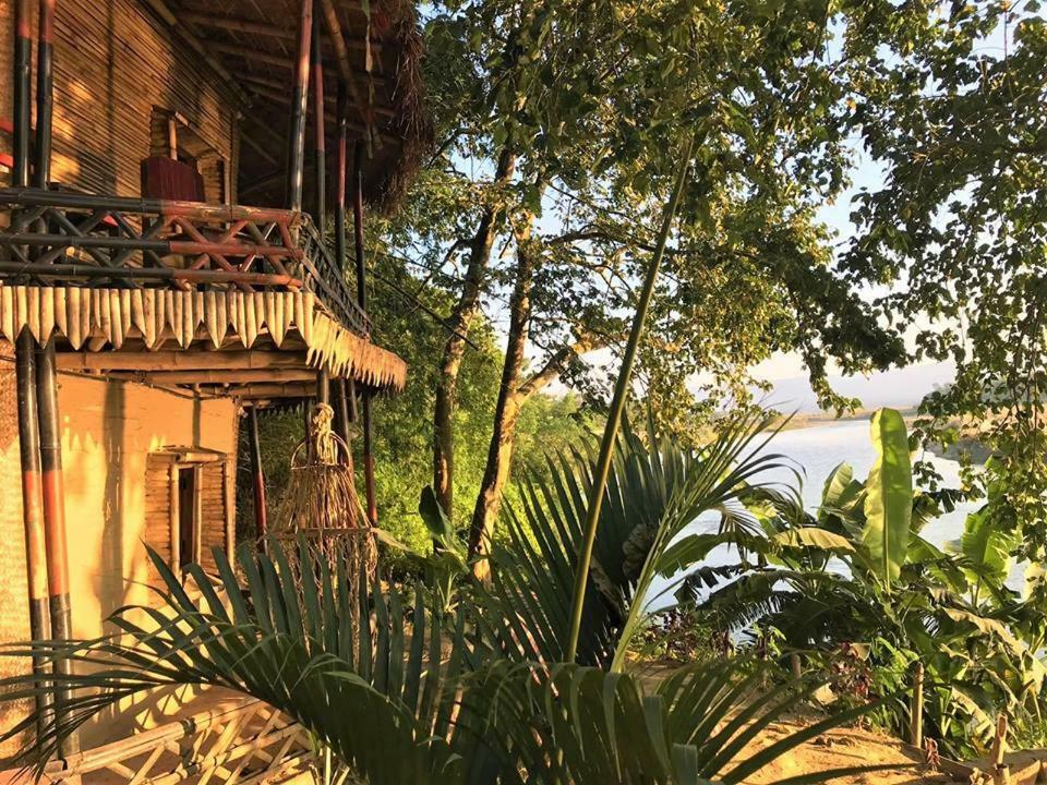 Happy Lemon Tree Lodge سوراها المظهر الخارجي الصورة
